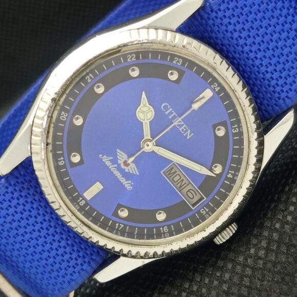 Vintage 1985 Citizen Automatic Mens Silver Watch W/daydate & Blue accents - Picture 1 of 8